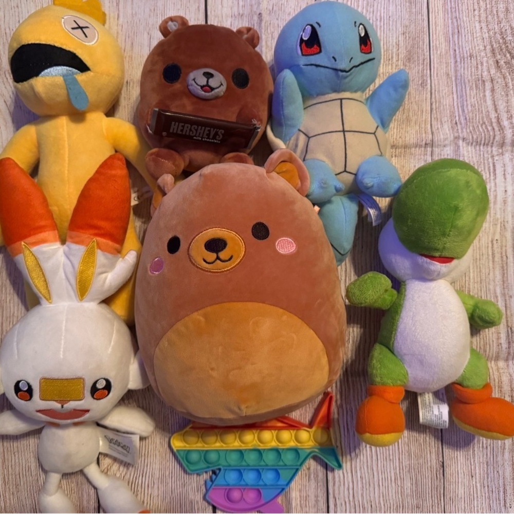 Brown Plush Bear Cuddly Squish Toy - Soft Bear Companion